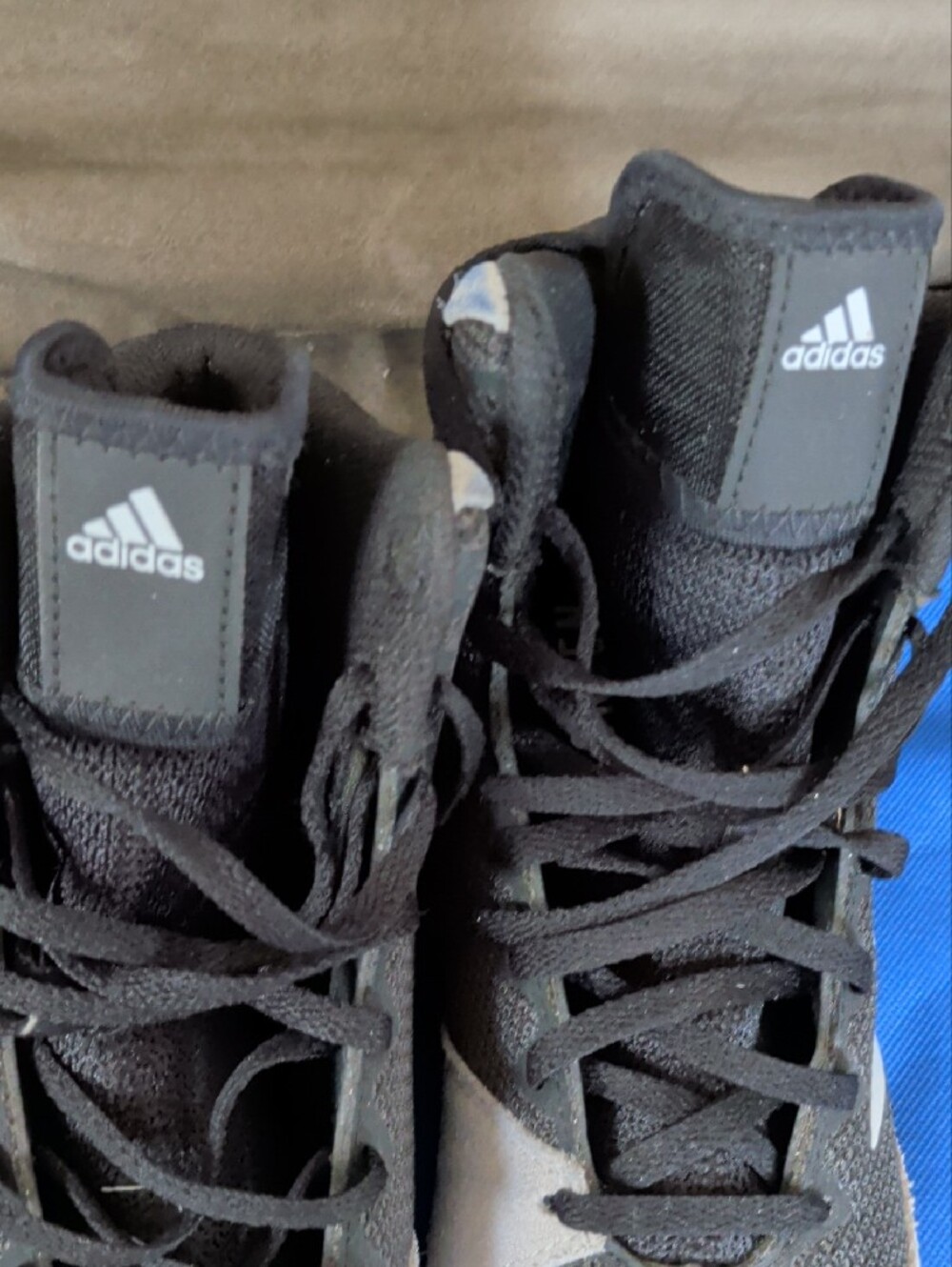 adidas Men's Size 7 Black and Gray Mid-Top Wrestling Athletic Sneakers - Picture 2 of 7